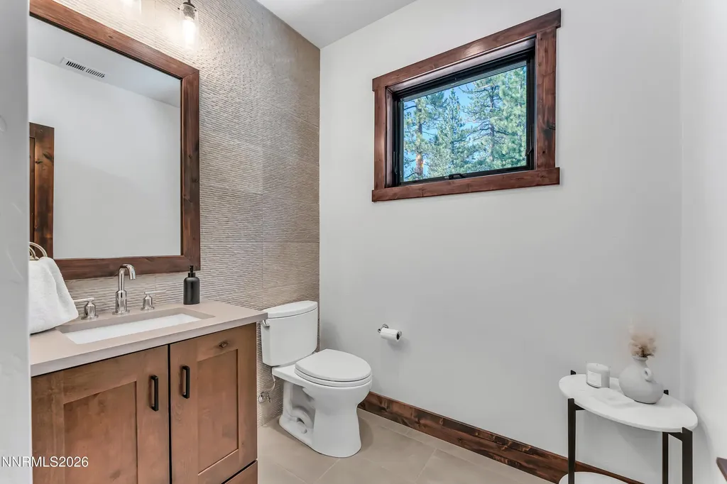 170 Sierra Colina Stateline NV 89449