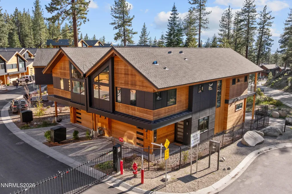 170 Sierra Colina Stateline NV 89449