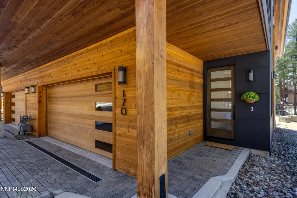 170 Sierra Colina Stateline NV 89449