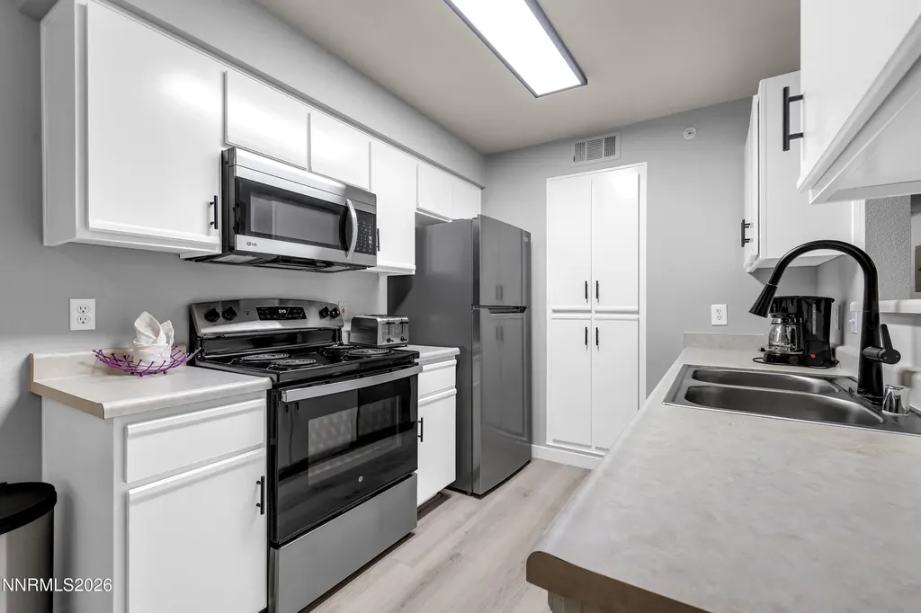 6850 Sharlands Reno NV 89523