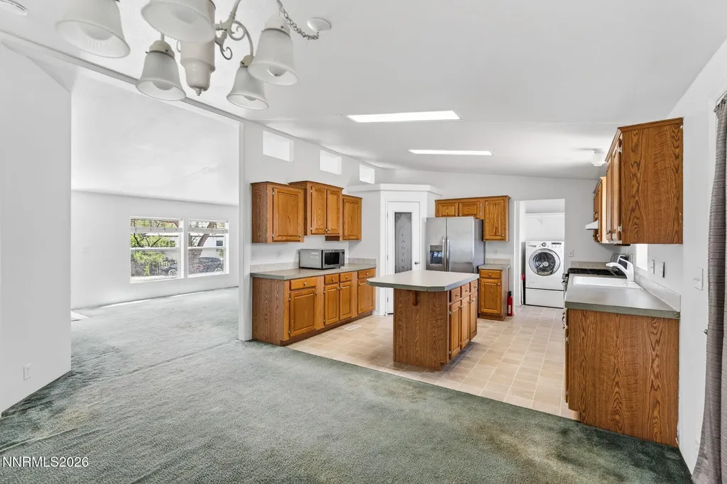 5445 Lupin Sun Valley NV 89433