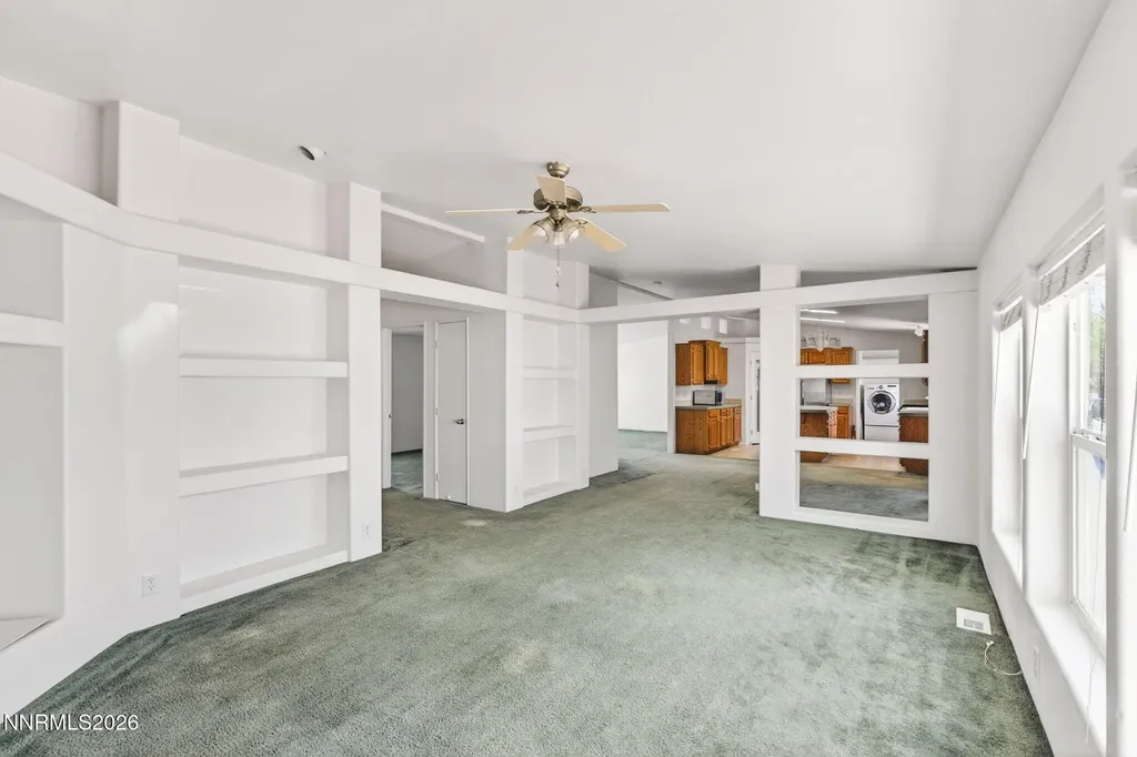 5445 Lupin Sun Valley NV 89433