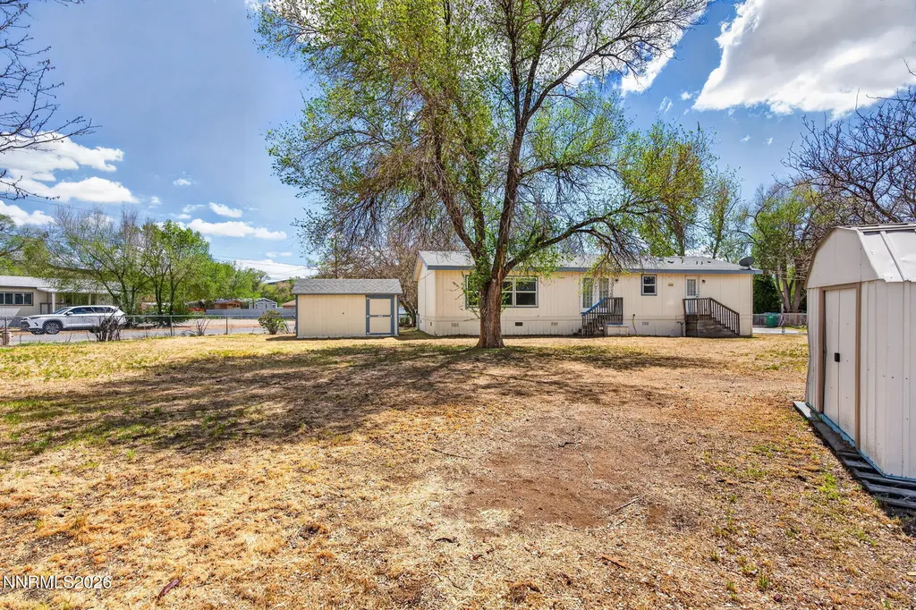 5445 Lupin Sun Valley NV 89433