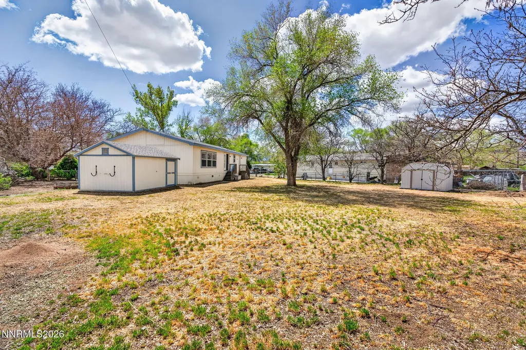 5445 Lupin Sun Valley NV 89433