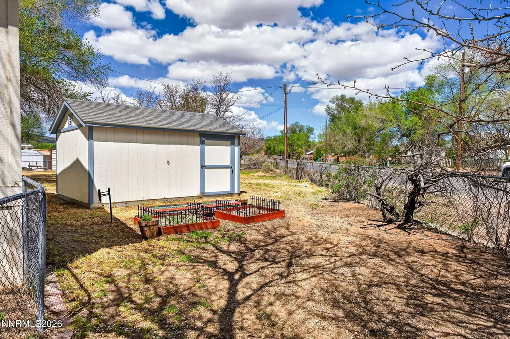 5445 Lupin Sun Valley NV 89433