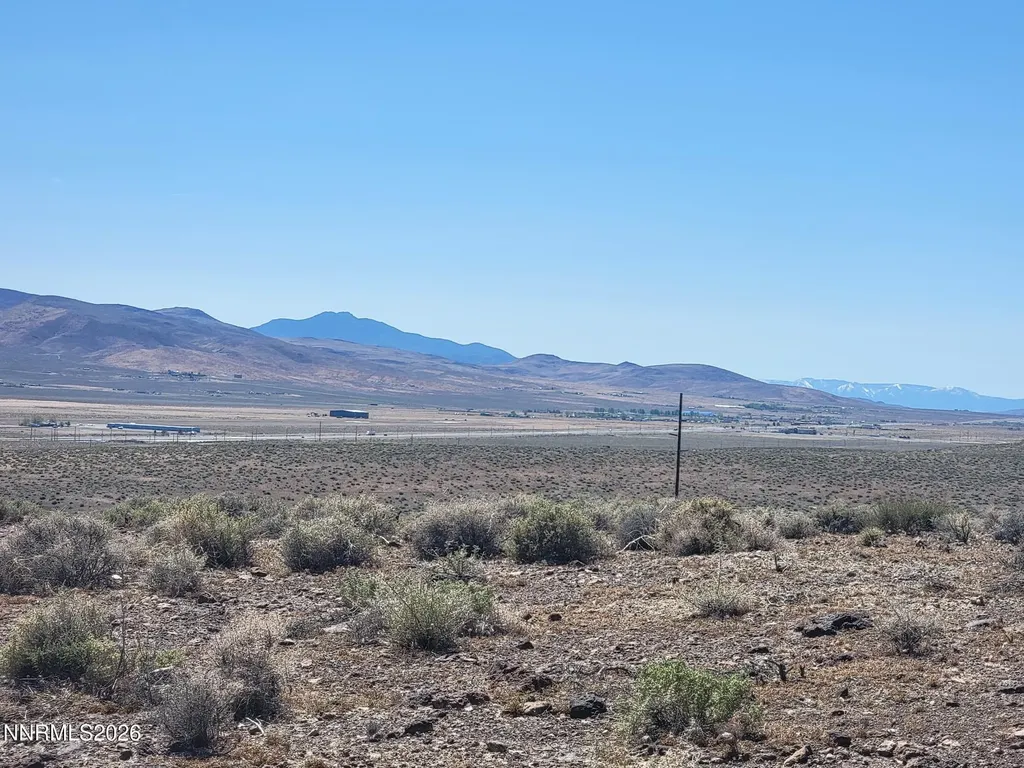 1655 Sky View Silver Springs NV 89429
