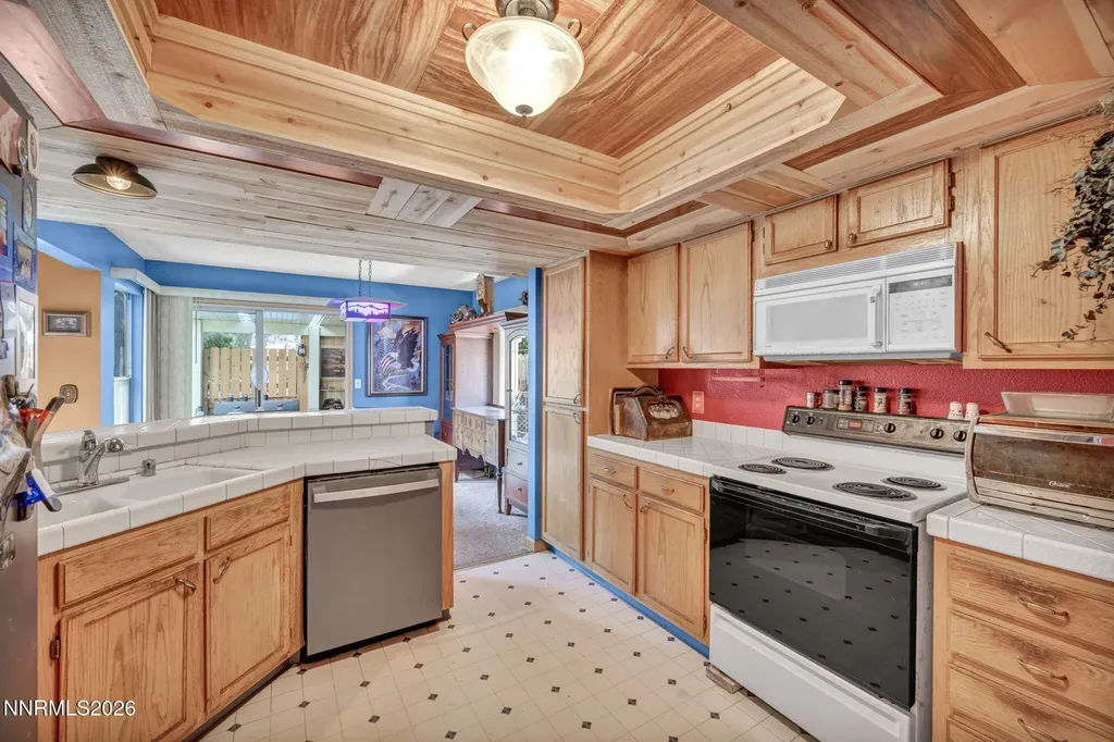 1286 Highgate Sparks NV 89434