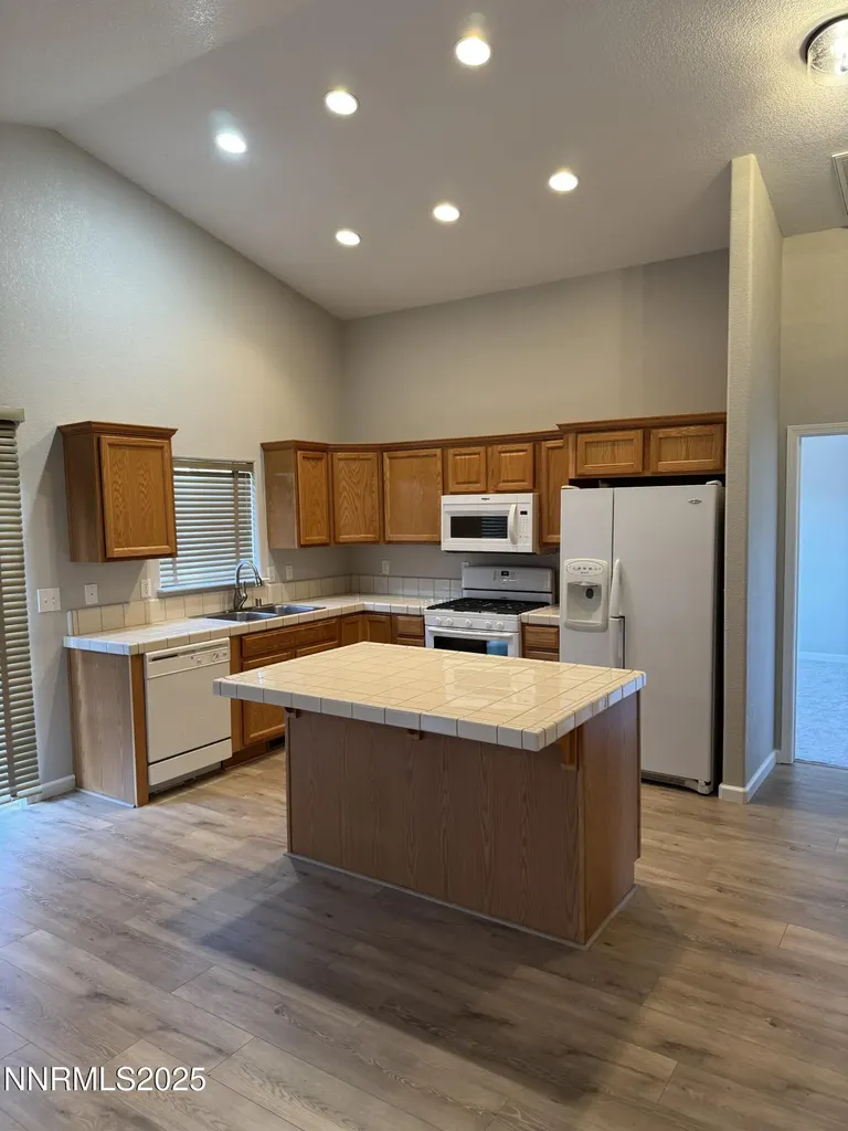 8 Conner Gardnerville NV 89410
