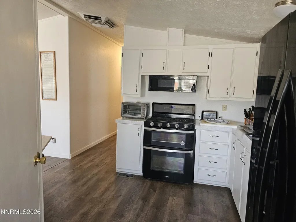 557 Us Highway 95a Yerington NV 89447