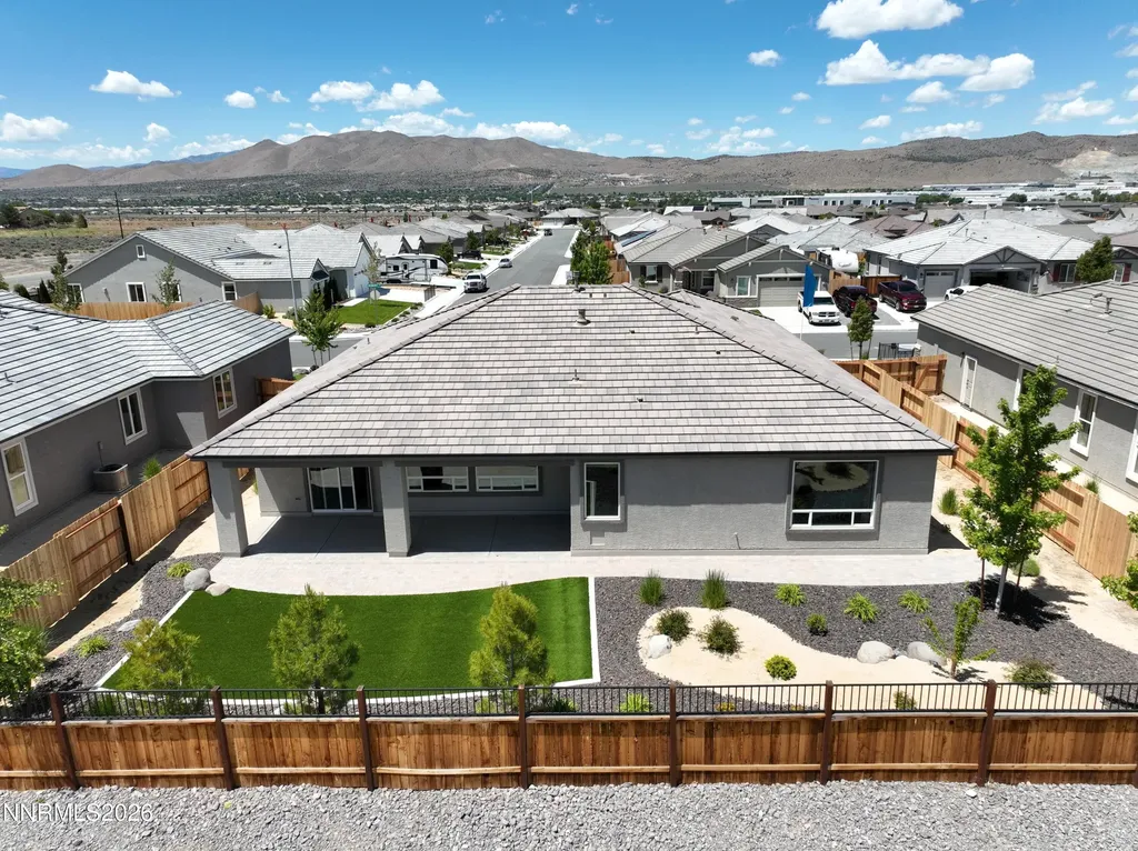 2318 Seaberry Sparks NV 89441