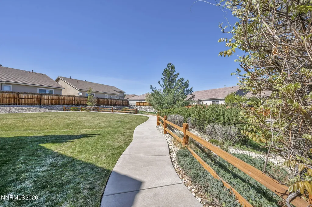 4912 Bougainvillea Sparks NV 89436