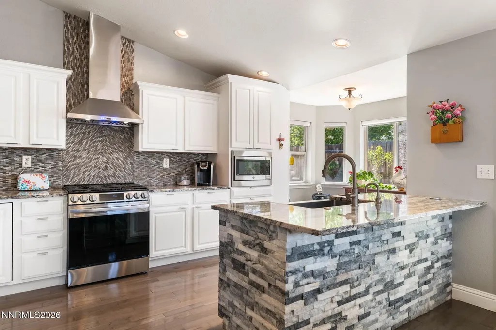 1371 Winwood Gardnerville NV 89410