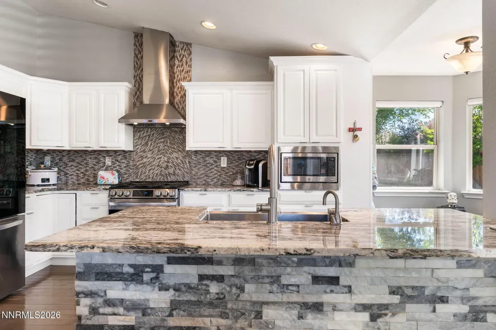 1371 Winwood Gardnerville NV 89410