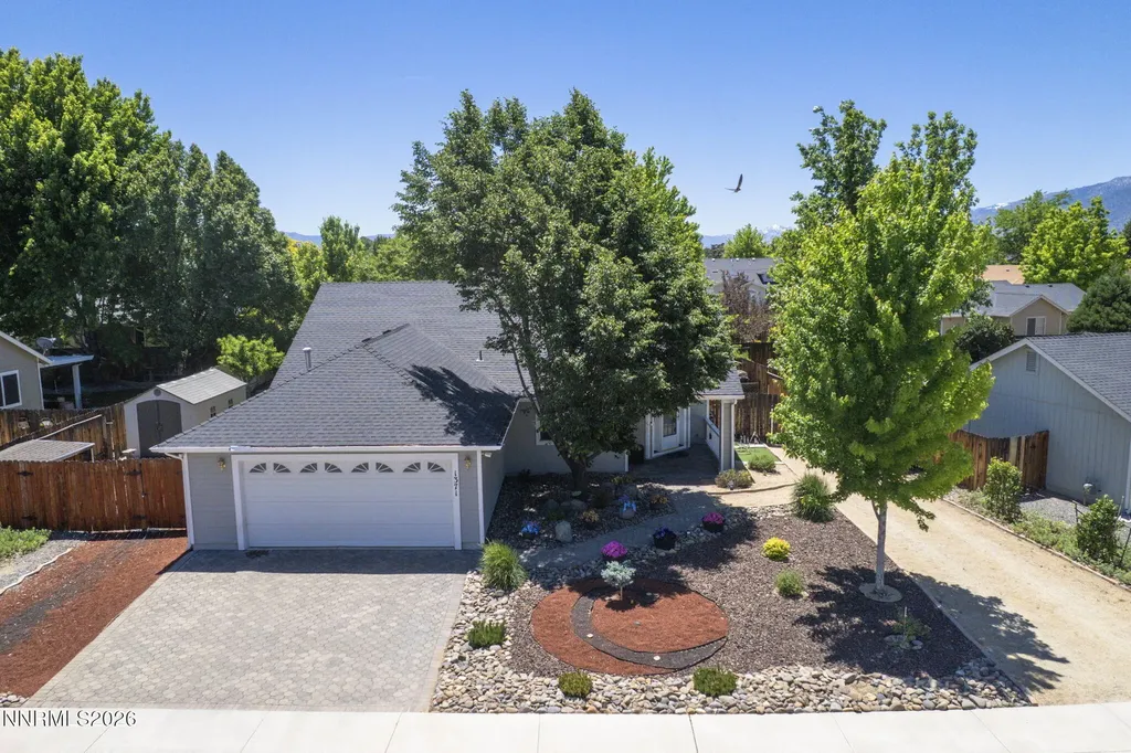 1371 Winwood Gardnerville NV 89410