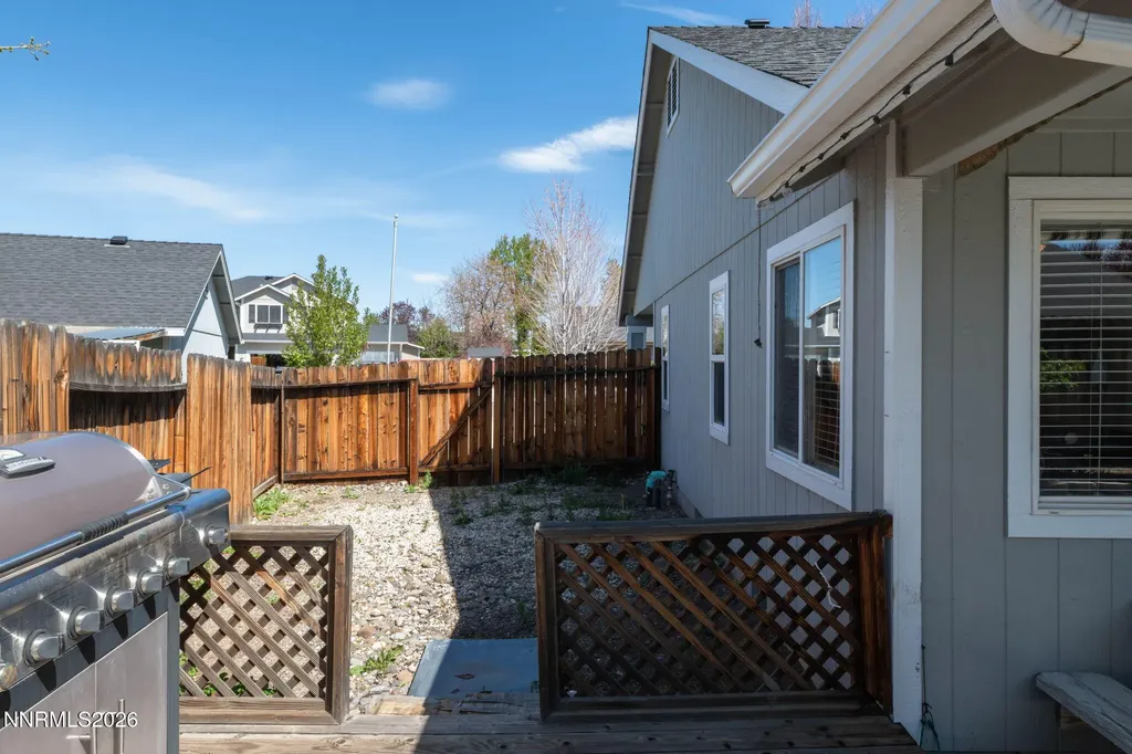 1371 Winwood Gardnerville NV 89410