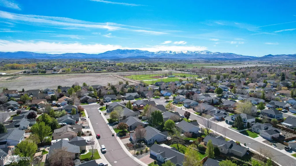 1371 Winwood Gardnerville NV 89410