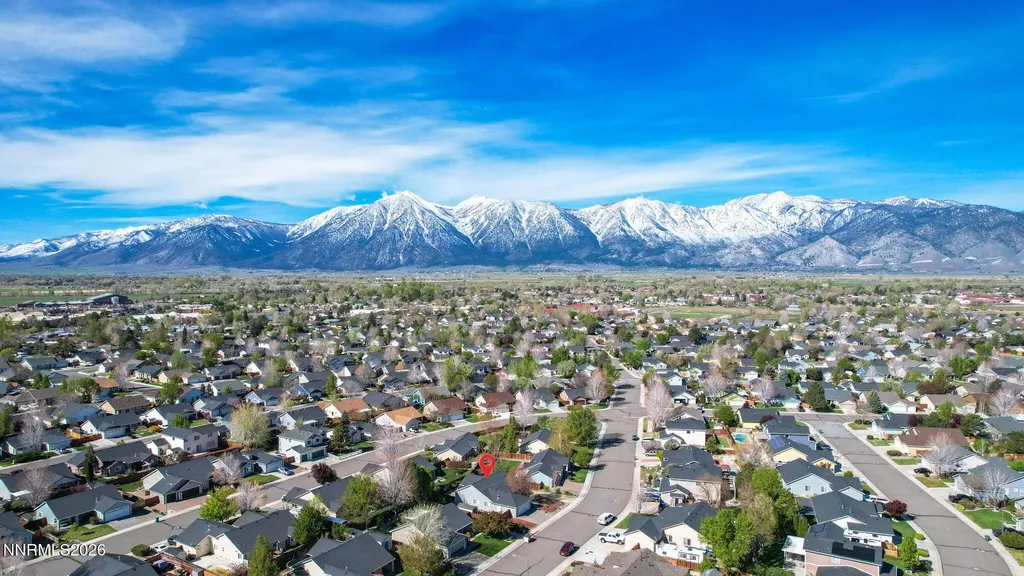 1371 Winwood Gardnerville NV 89410