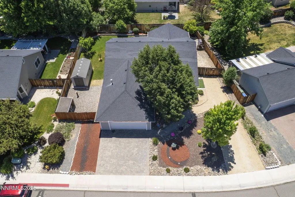 1371 Winwood Gardnerville NV 89410