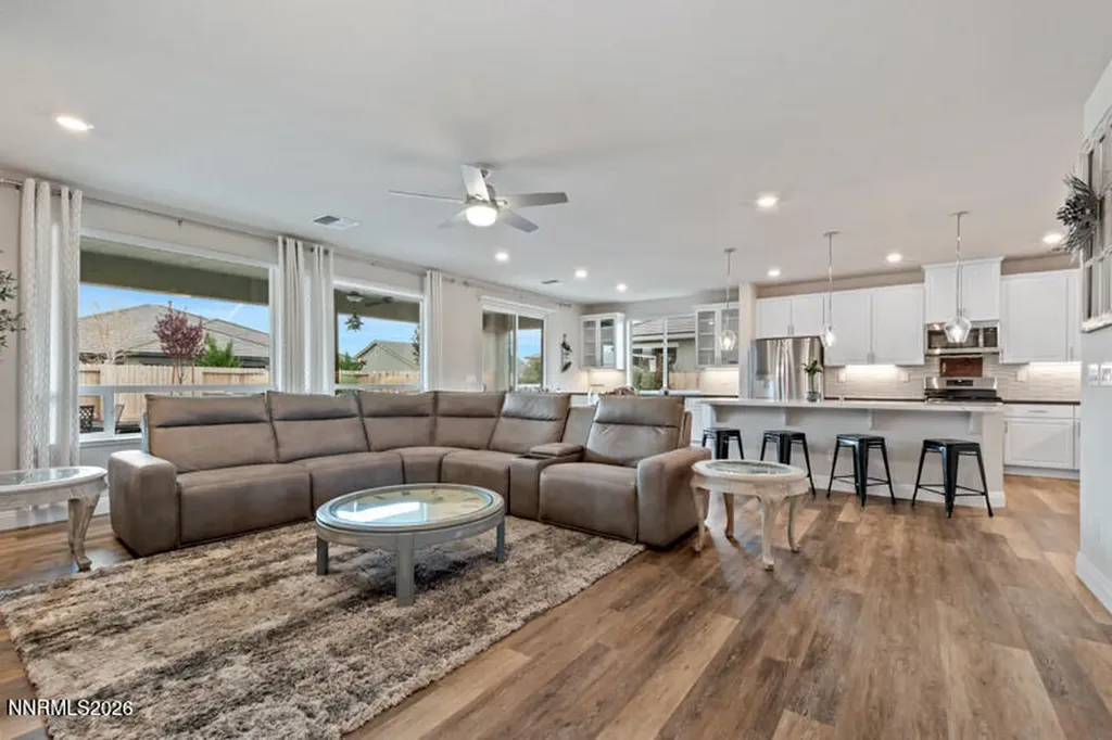 1006 Garden Pond Sparks NV 89441