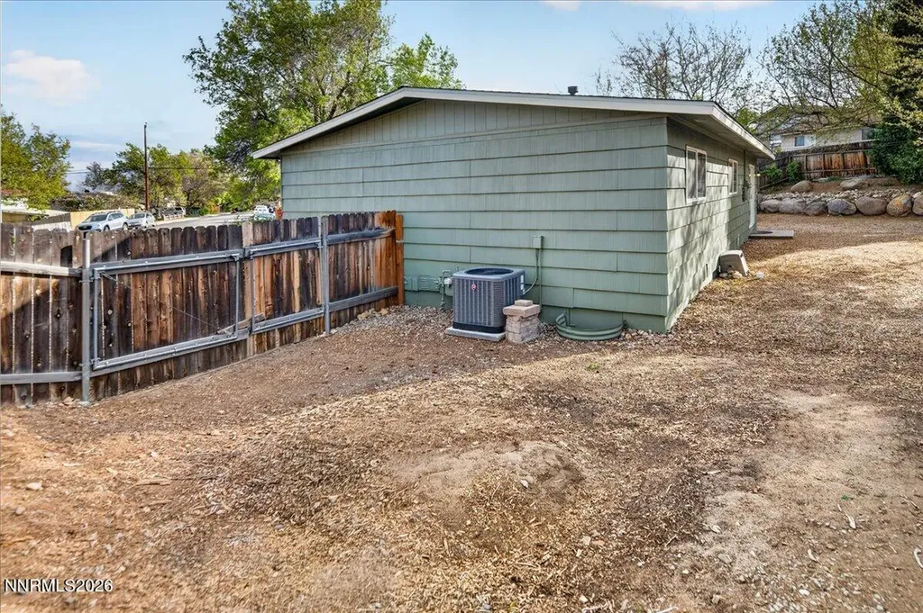 1385 Tioga Reno NV 89503