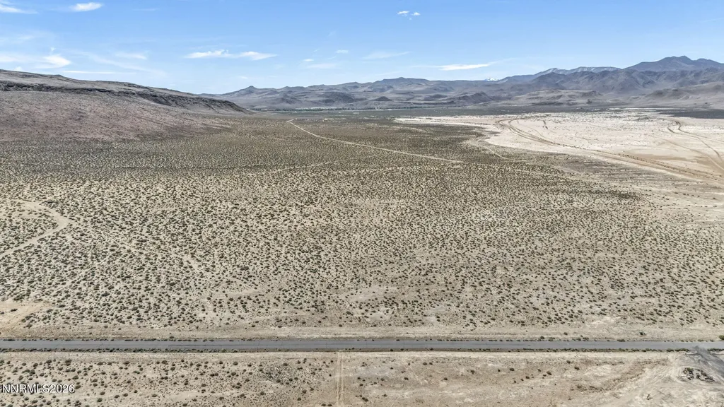 49 Desert Wells Stagecoach NV 89429