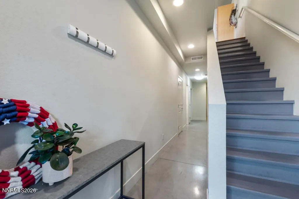 374 State Reno NV 89501