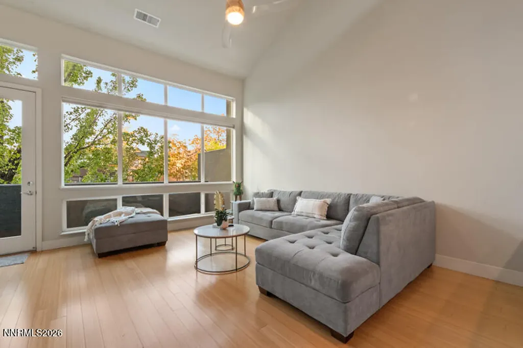 374 State Reno NV 89501
