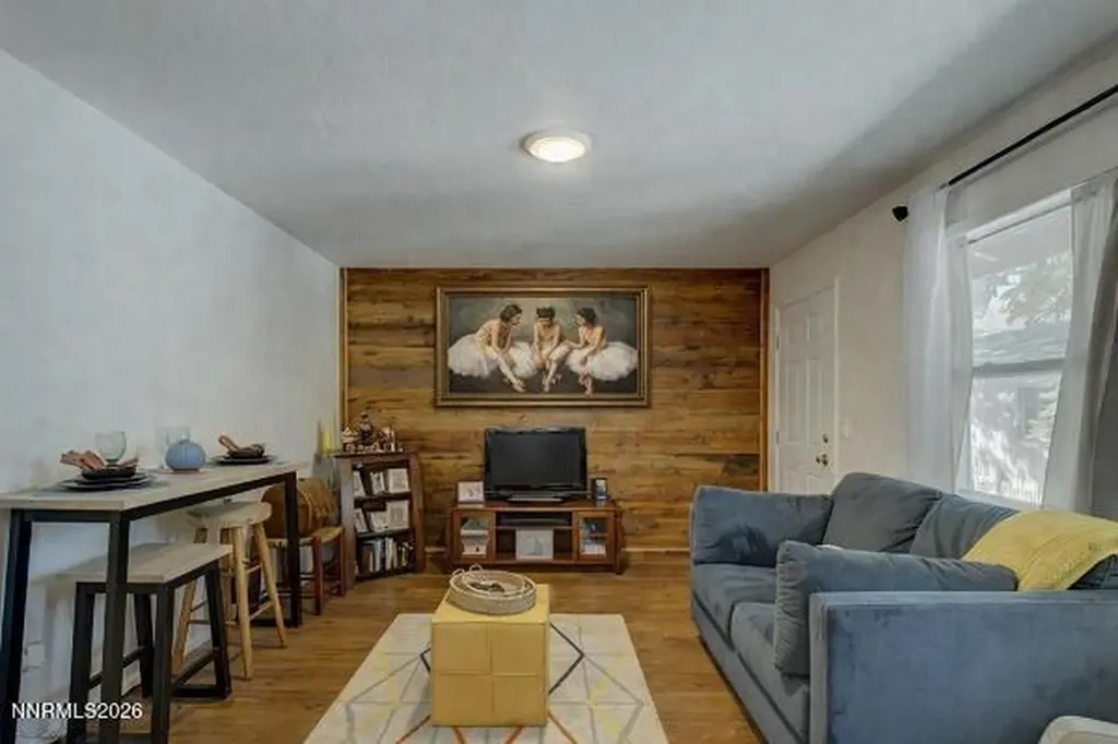 755 C Hawthorne NV 89415