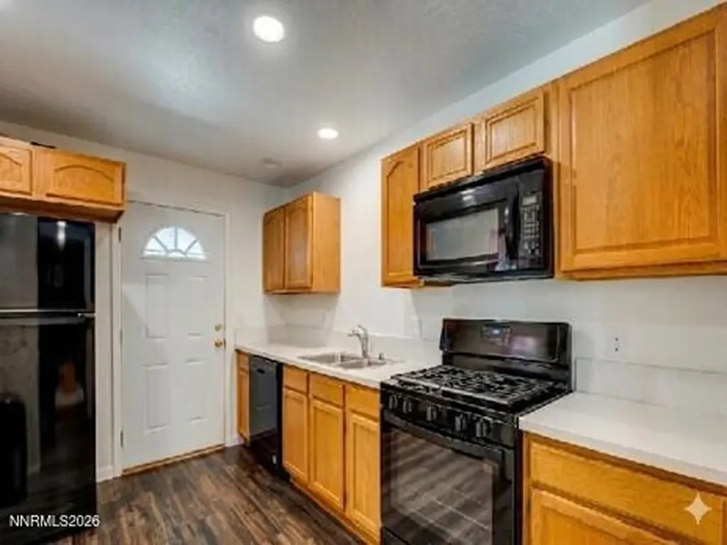 755 C Hawthorne NV 89415