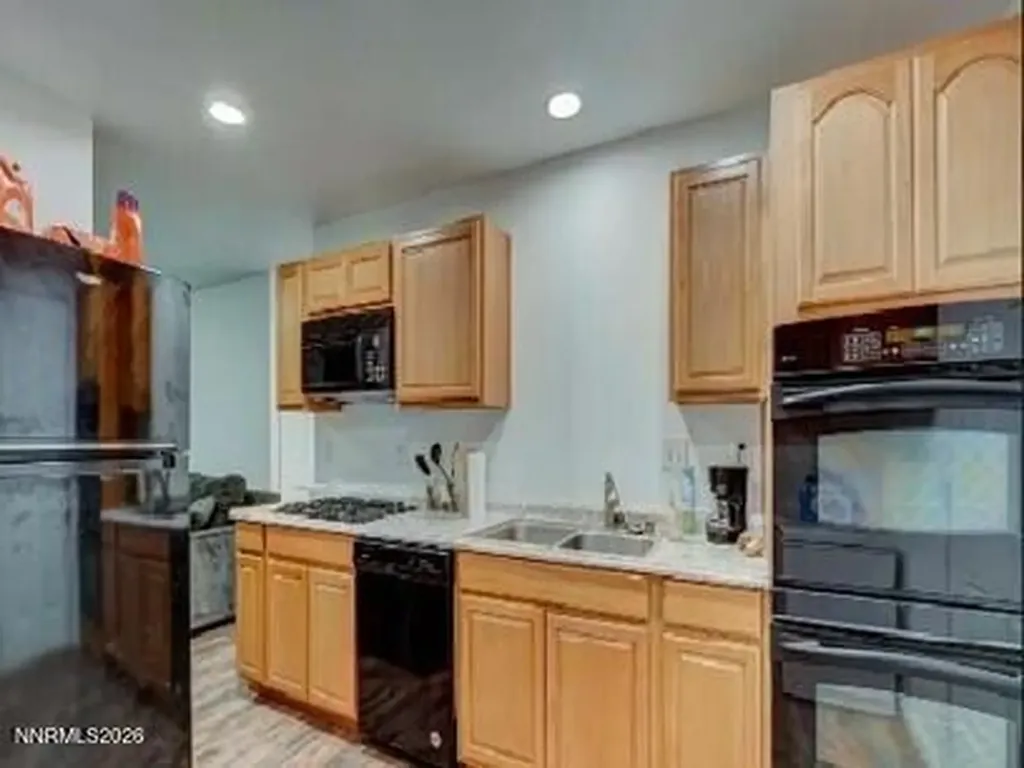 755 C Hawthorne NV 89415