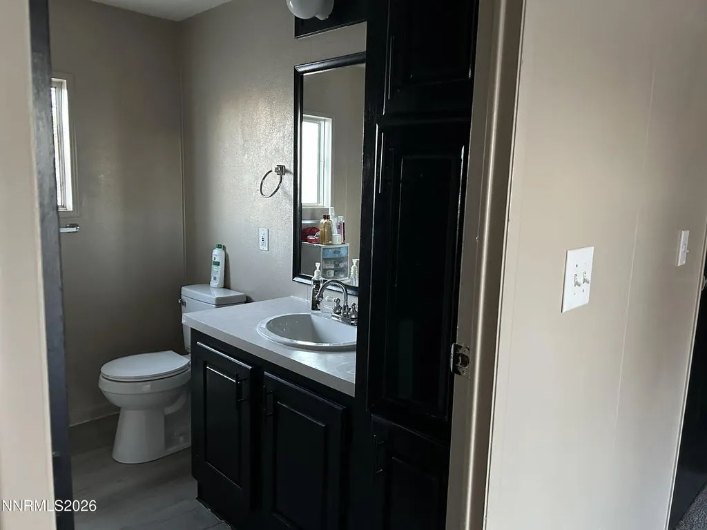 3702 Ardmore Silver Springs NV 89429