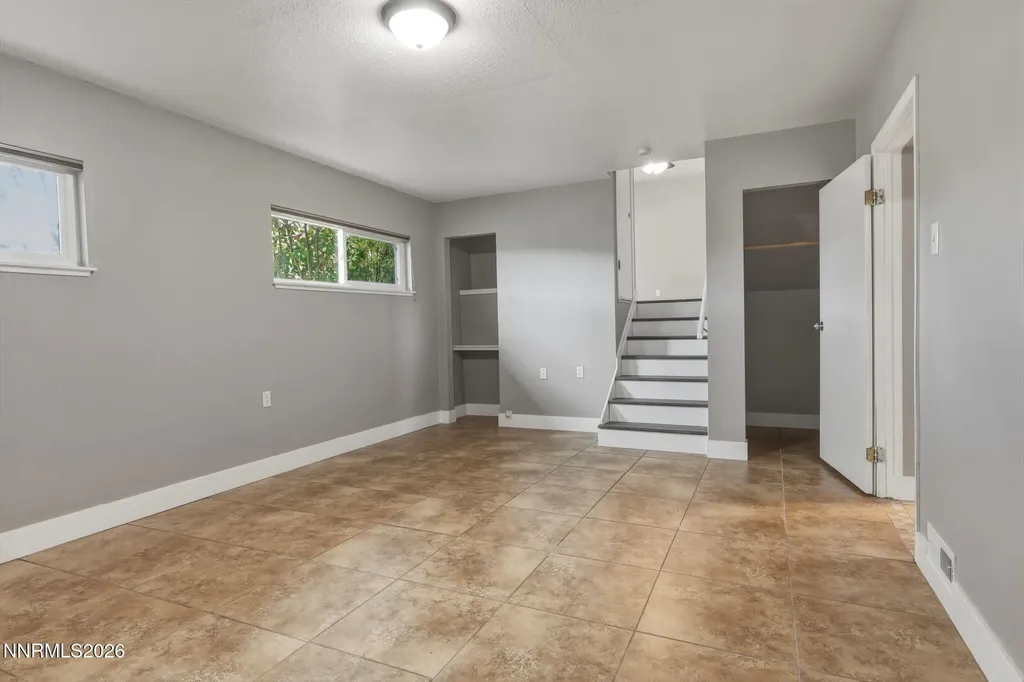 3260 Heights Reno NV 89503