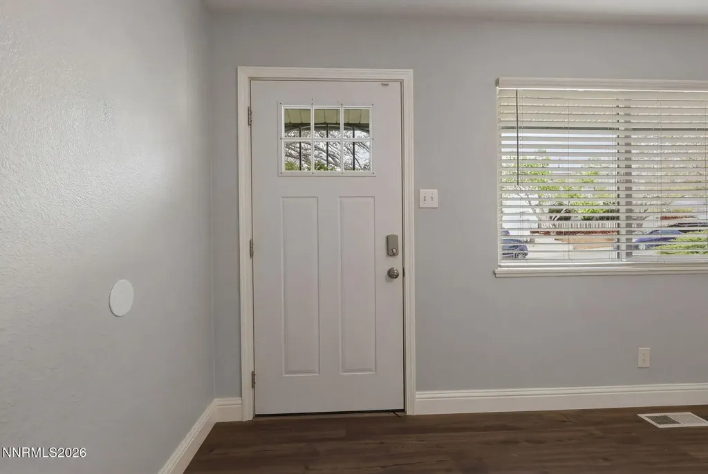 3260 Heights Reno NV 89503