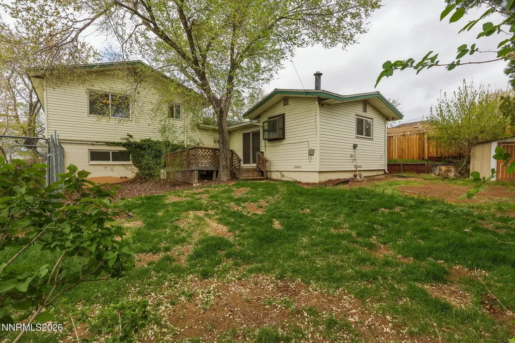 3260 Heights Reno NV 89503