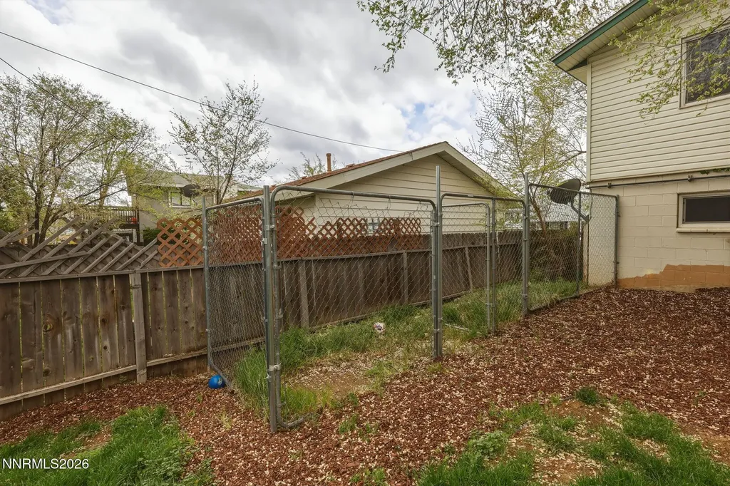 3260 Heights Reno NV 89503