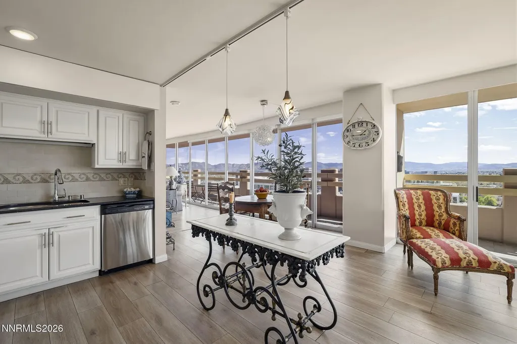 100 Arlington Reno NV 89501