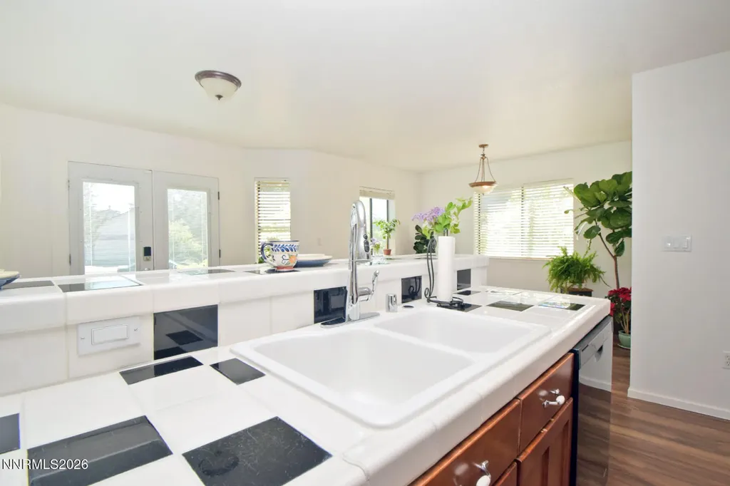 5712 Royal Vista Reno NV 89523