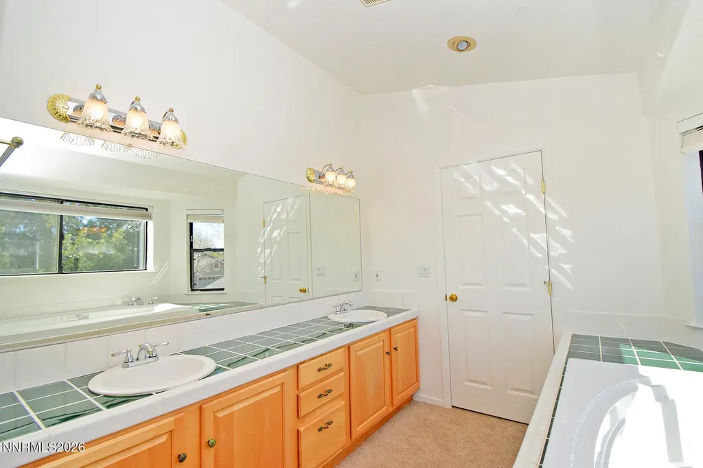 5712 Royal Vista Reno NV 89523