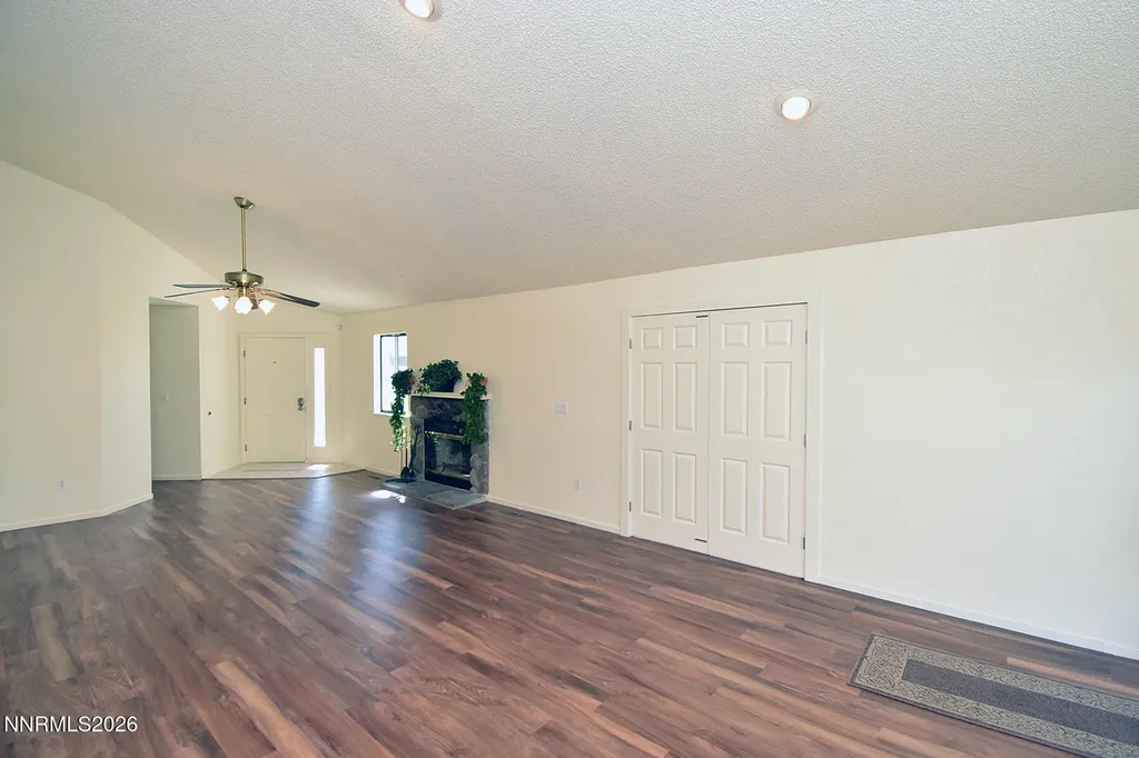 5712 Royal Vista Reno NV 89523
