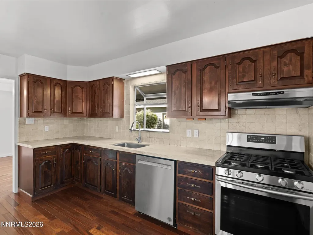995 Bates Reno NV 89502