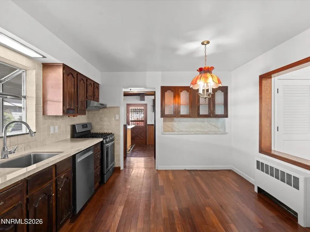 995 Bates Reno NV 89502