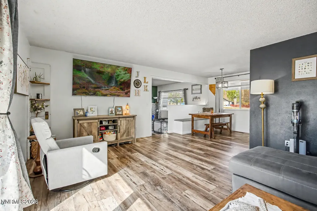 1355 Bonanza Fallon NV 89406