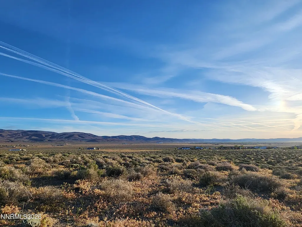 3090 Curtis Silver Springs NV 89429
