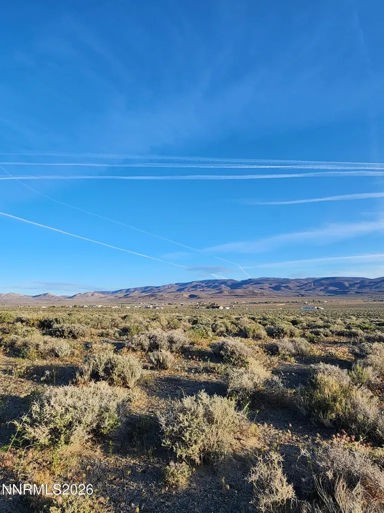 3090 Curtis Silver Springs NV 89429