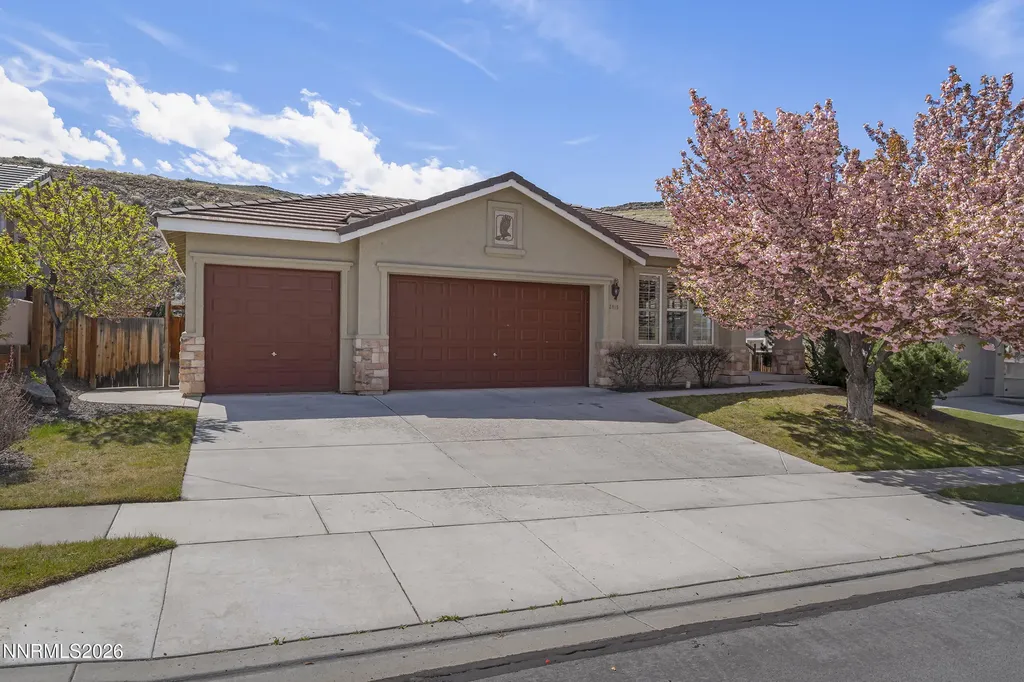 2815 Falcon Ridge Sparks NV 89436