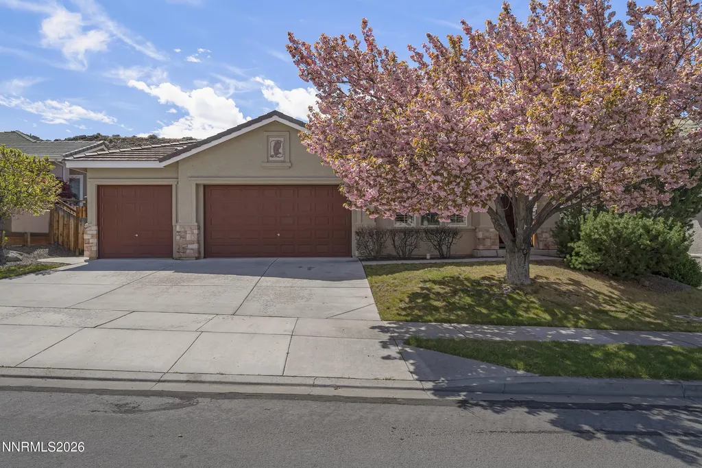 2815 Falcon Ridge Sparks NV 89436