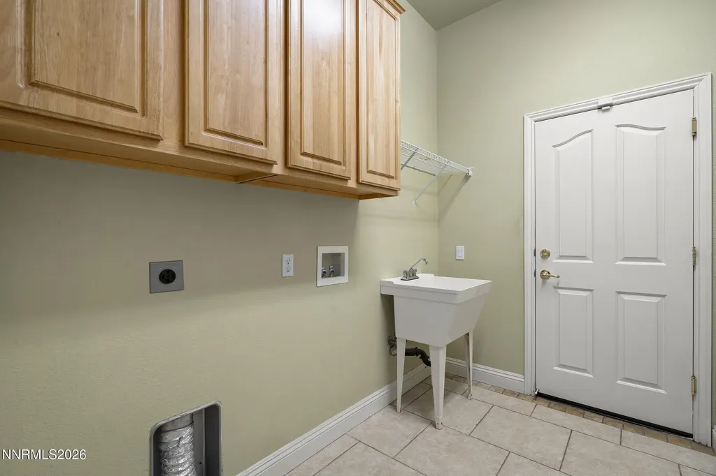 2815 Falcon Ridge Sparks NV 89436
