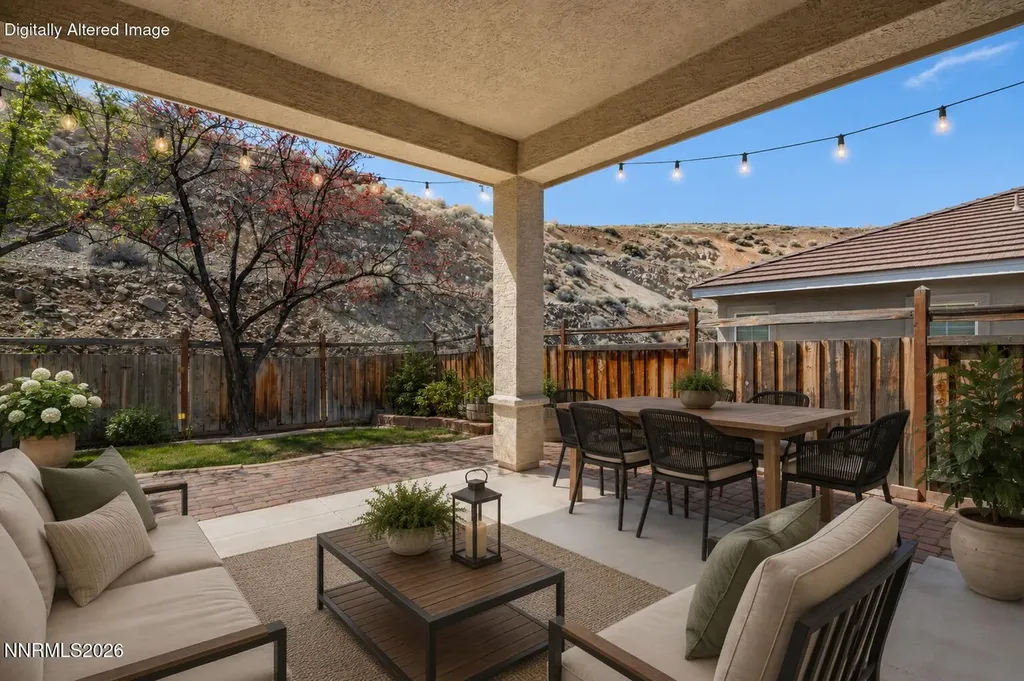 2815 Falcon Ridge Sparks NV 89436