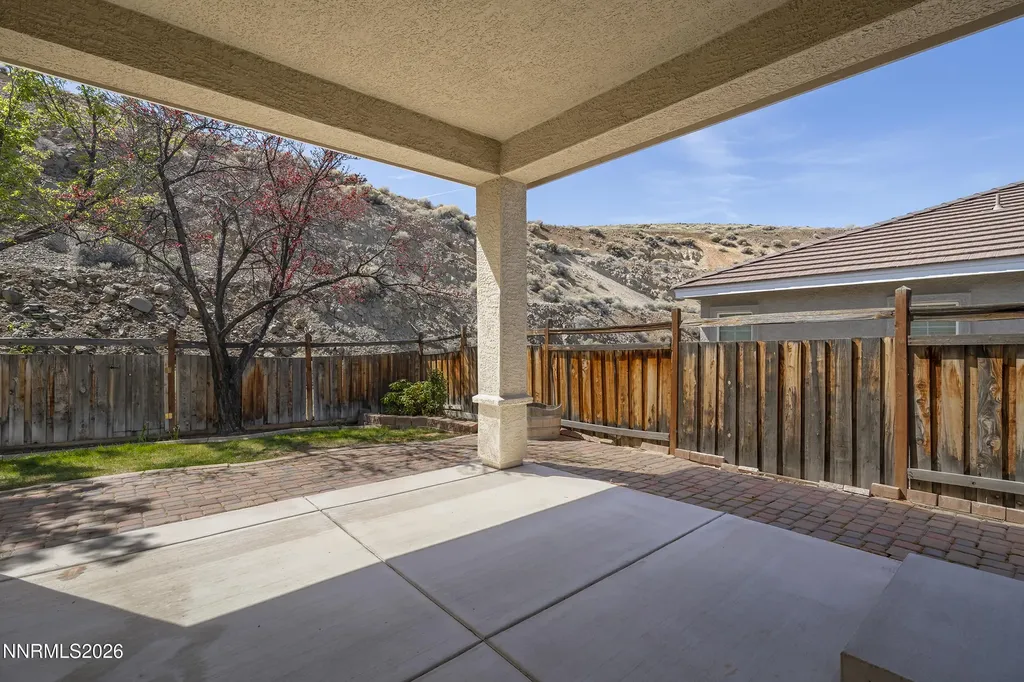2815 Falcon Ridge Sparks NV 89436