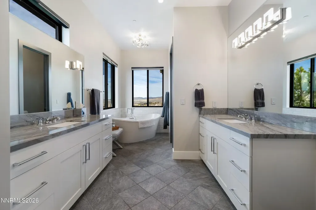 2353 Old Waverly Sparks NV 89436